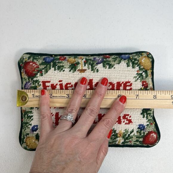 Vtg Merry Christmas Needlepoint Pillow Holiday Decor Green Velvet Bead Detail - Picture 6 of 7